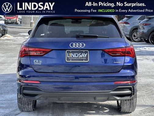 Navarra Blue Metallic 2023 Audi Q3 45 S line Premium Plus