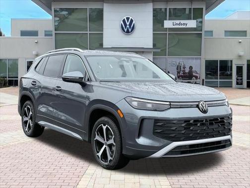 2025 Volkswagen Tiguan 2.0T SE 4MOTION