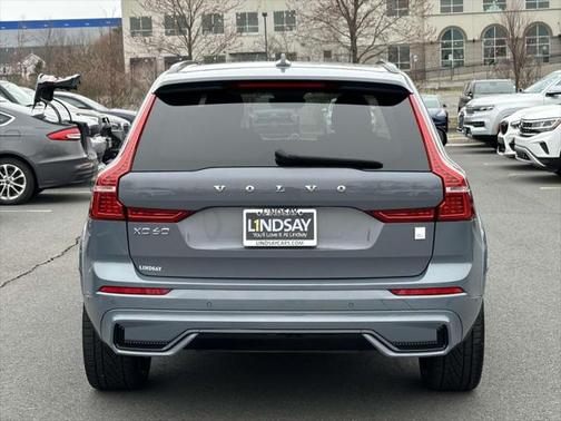 2022 Volvo XC60 Recharge Plug-In Hybrid T8 Polestar