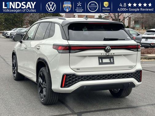 2026 Volkswagen Tiguan 2.0T SE R-Line Black 4MOTION