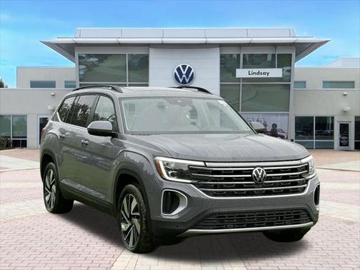 2025 Volkswagen Atlas 2.0T SE w/Technology 4MOTION