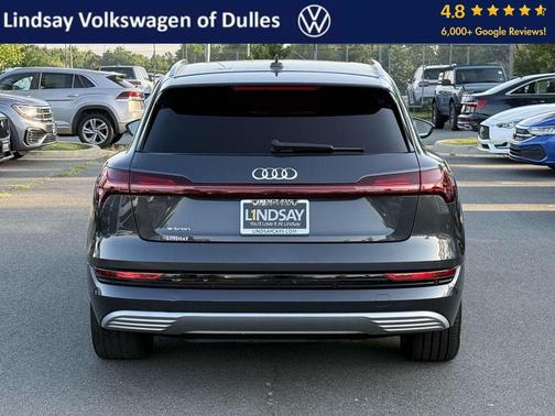 2019 Audi e-tron Premium Plus