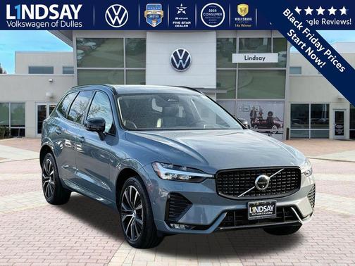 2023 Volvo XC60 B5 Plus Dark Theme