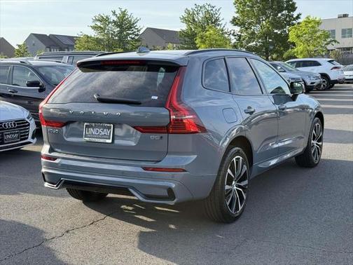 2023 Volvo XC60 B5 Plus Dark Theme