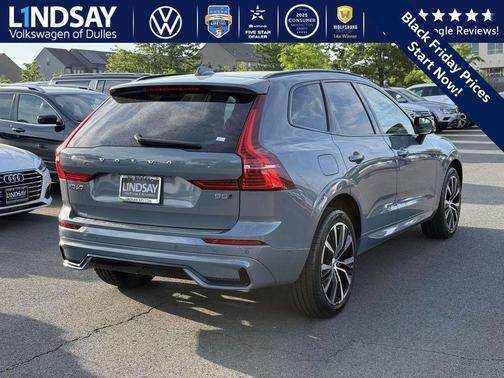 2023 Volvo XC60 B5 Plus Dark Theme