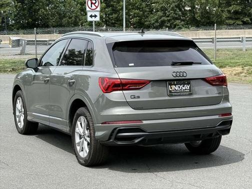 2022 Audi Q3 45 S line Premium