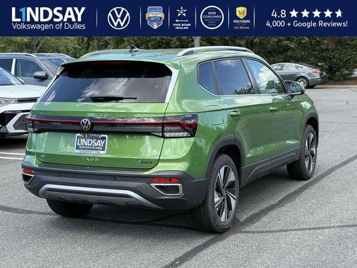 2025 Volkswagen Taos 1.5T SE