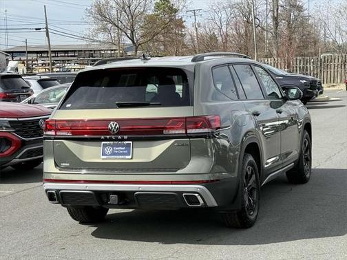 2024 Volkswagen Atlas 2.0T SEL