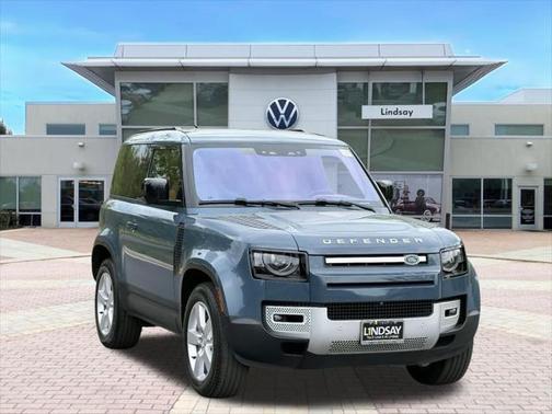 2023 Land Rover Defender 90 SE