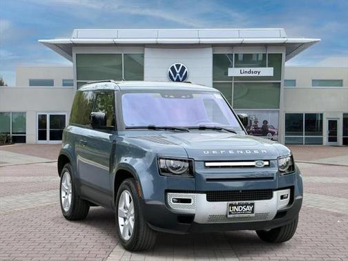 2023 Land Rover Defender 90 SE