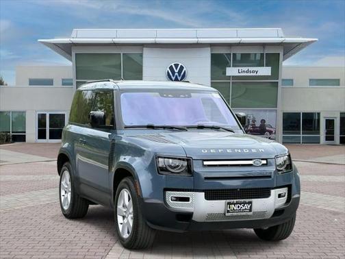 2023 Land Rover Defender 90 SE