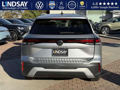 2025 Volkswagen Tiguan 2.0T SE 4MOTION