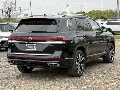 2025 Volkswagen Atlas 2.0T SEL Premium R-Line 4MOTION