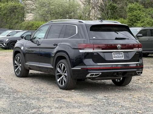 2025 Volkswagen Atlas 2.0T SEL Premium R-Line 4MOTION