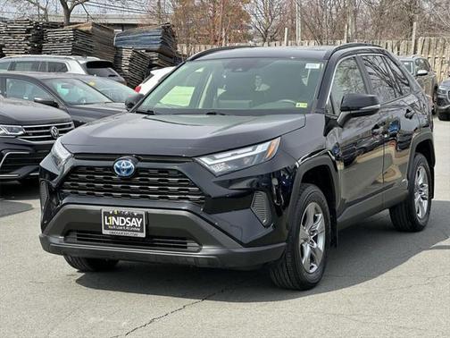 2023 Toyota RAV4 Hybrid XLE