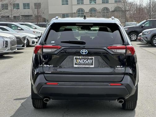 2023 Toyota RAV4 Hybrid XLE