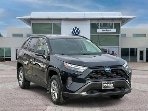 2023 Toyota RAV4 Hybrid XLE
