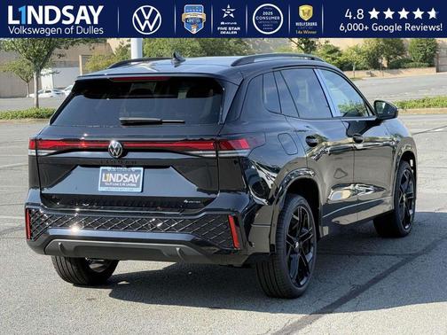 2025 Volkswagen Tiguan 2.0T SE R-Line Black 4MOTION