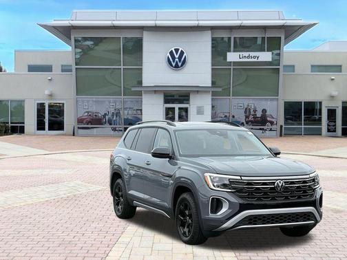 2024 Volkswagen Atlas 2.0T SE w/Technology 4MOTION