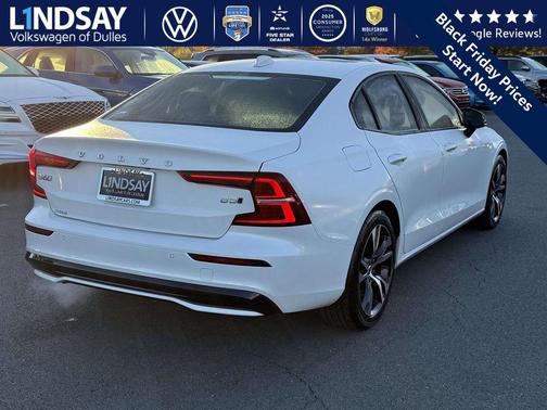 2024 Volvo S60 B5 Core Dark Theme