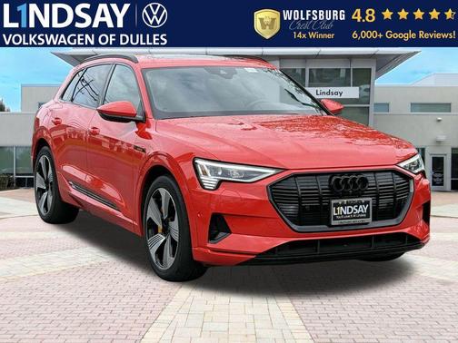 2022 Audi e-tron Premium Plus