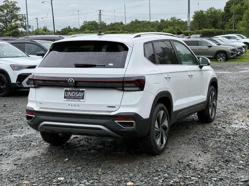 2025 Volkswagen Taos 1.5T SE