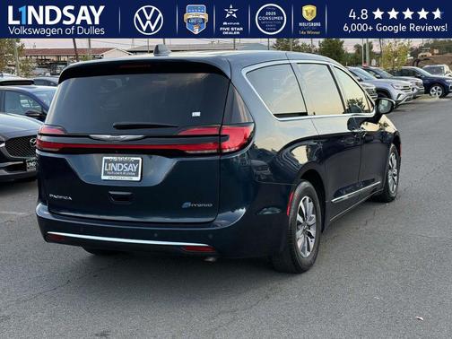 2023 Chrysler Pacifica Hybrid Limited