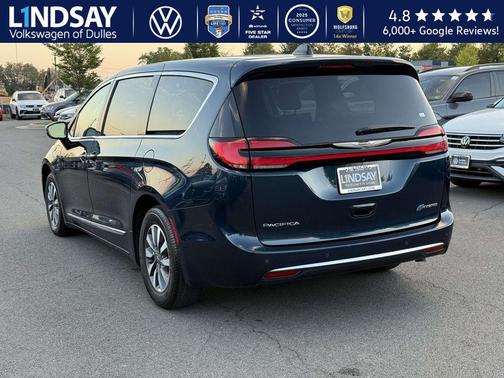 2023 Chrysler Pacifica Hybrid Limited