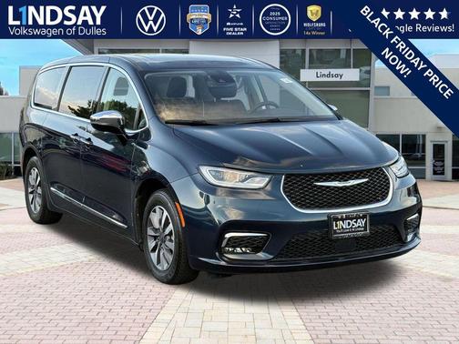2023 Chrysler Pacifica Hybrid Limited