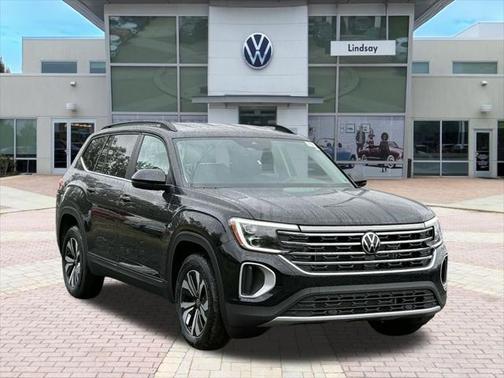 2025 Volkswagen Atlas 2.0T SE