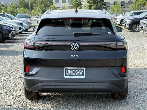 2025 Volkswagen ID.4 Pro