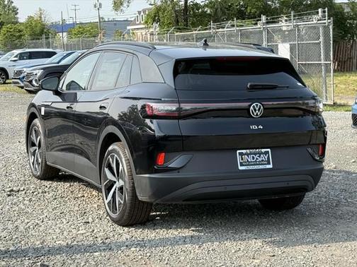 2025 Volkswagen ID.4 Pro
