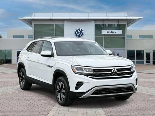 2022 Volkswagen Atlas Cross Sport 2.0T SE