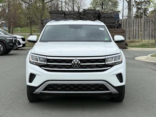 2022 Volkswagen Atlas Cross Sport 2.0T SE