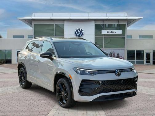 2025 Volkswagen Tiguan 2.0T SE R-Line Black 4MOTION