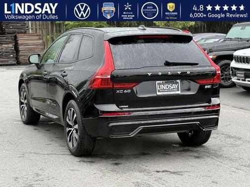 2023 Volvo XC60 B5 Plus Dark Theme