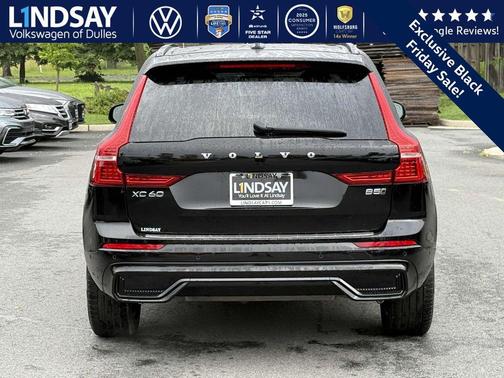 2023 Volvo XC60 B5 Plus Dark Theme