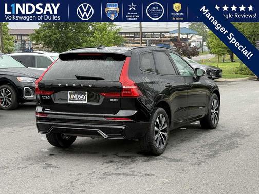 2023 Volvo XC60 B5 Plus Dark Theme