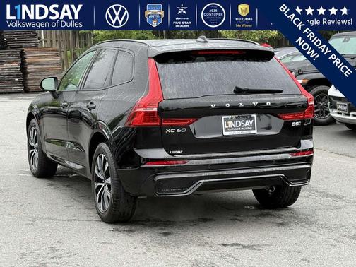 2023 Volvo XC60 B5 Plus Dark Theme