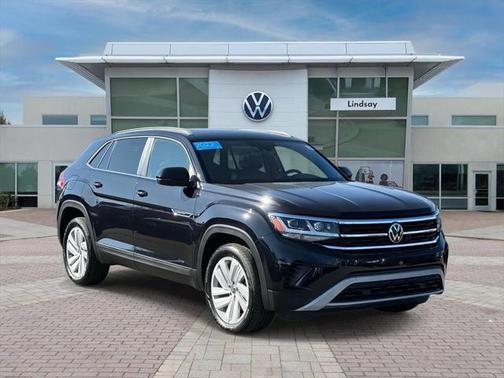 2022 Volkswagen Atlas Cross Sport 2.0T SE w/Technology 4MOTION