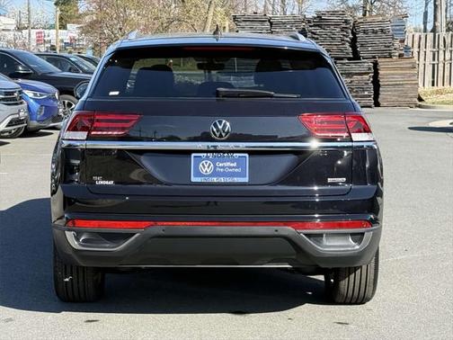 2022 Volkswagen Atlas Cross Sport 2.0T SE w/Technology 4MOTION