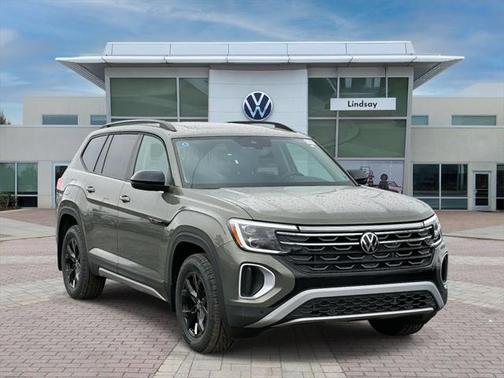 2025 Volkswagen Atlas 2.0T Peak Edition
