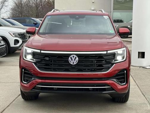 2025 Volkswagen Atlas 2.0T SEL Premium R-Line 4MOTION
