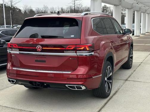 2025 Volkswagen Atlas 2.0T SEL Premium R-Line 4MOTION