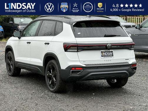 2025 Volkswagen Taos 1.5T SE Black