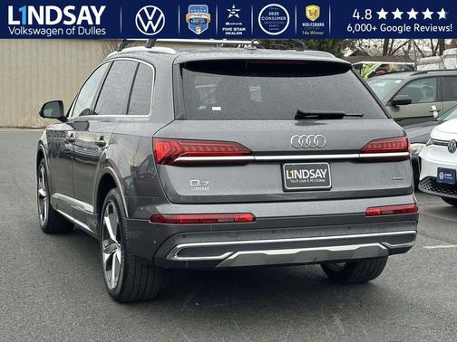2023 Audi Q7 55 Premium Plus