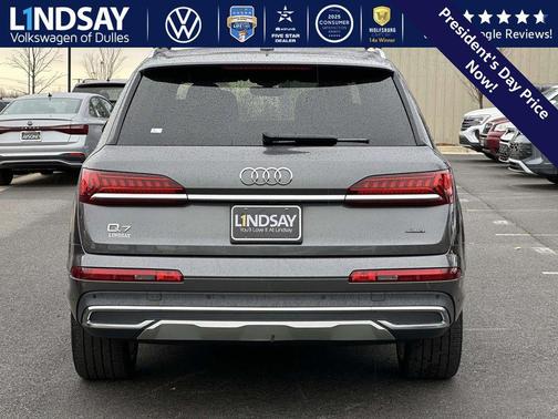 2023 Audi Q7 55 Premium Plus