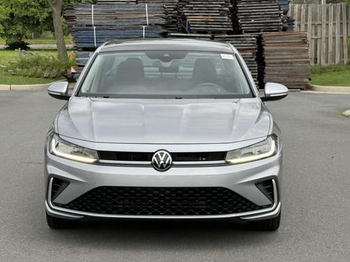 2025 Volkswagen Jetta 1.5T SEL