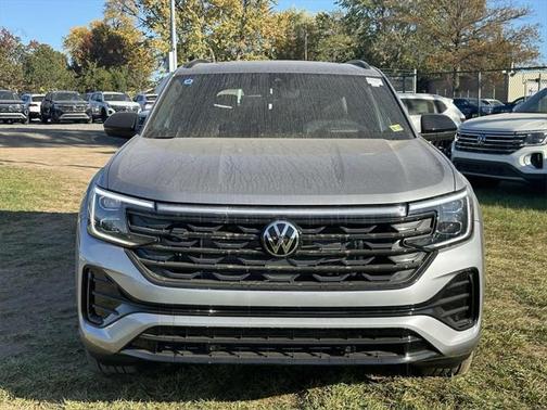 2025 Volkswagen Atlas Cross Sport 2.0T SEL