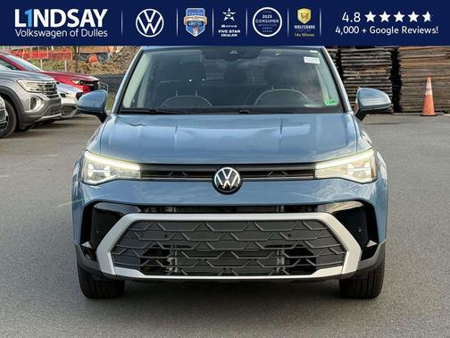 2025 Volkswagen Taos 1.5T SE